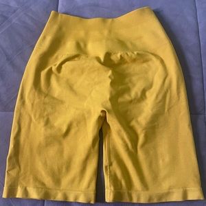Alphalete Amplify Biker Shorts